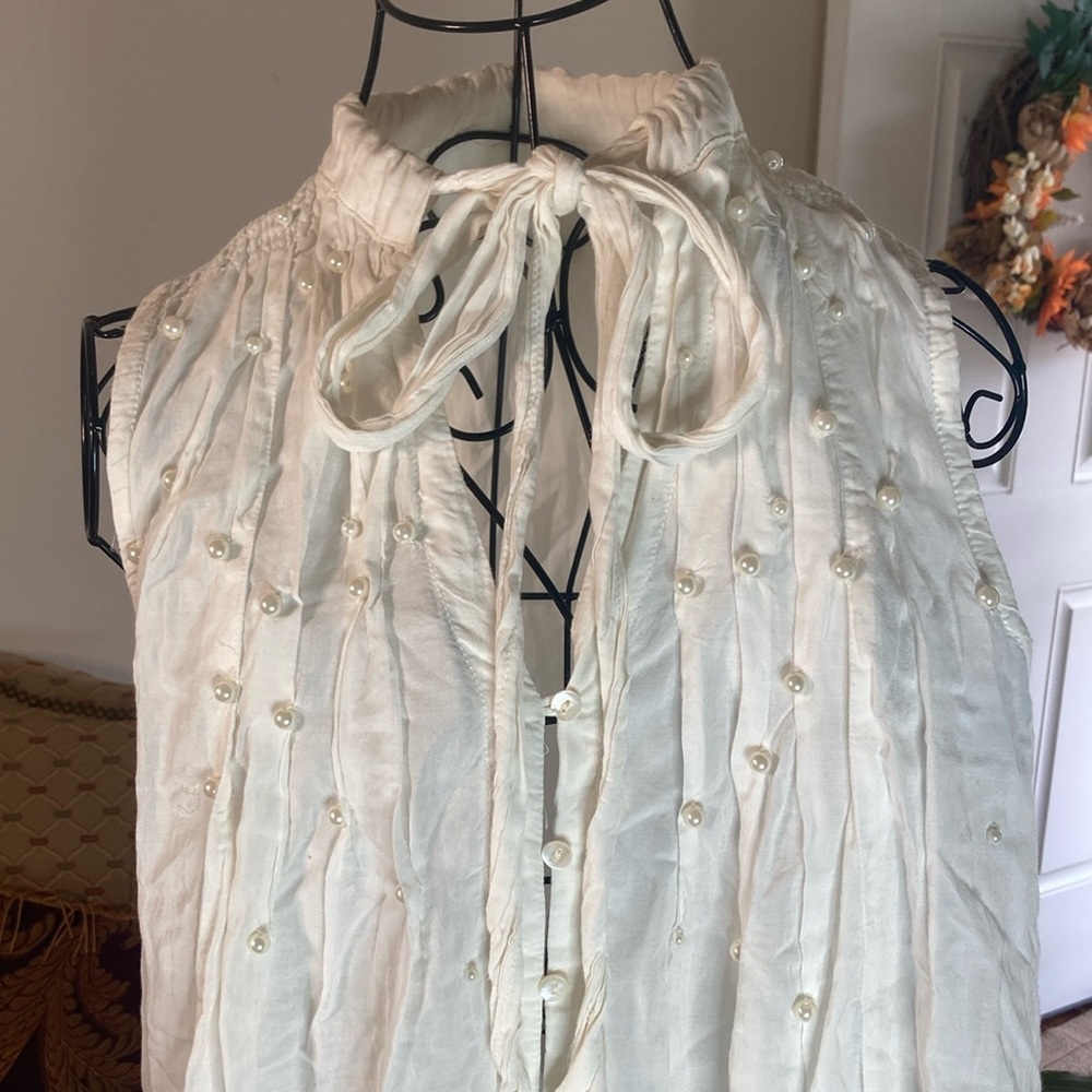 Anthropologie Elegant White Sleeveless Pearled Top